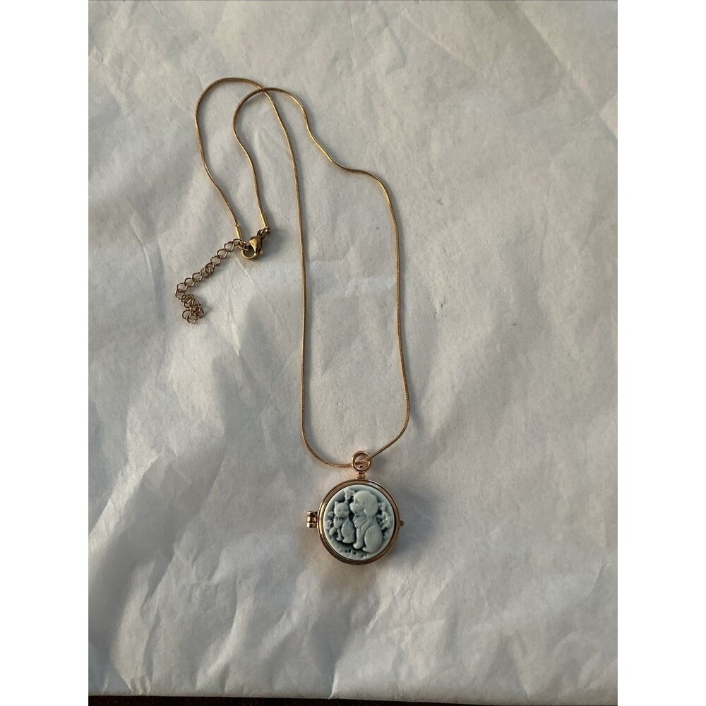 Vintage Style Dog & Cat Cameo Locket Necklace Gold Pet Memorial Keepsake